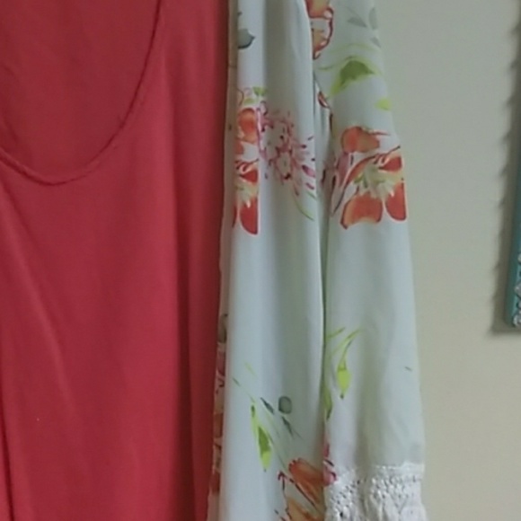 SUMMER SALE Floral Kimono SUMMER SALE - Picture 1 of 4